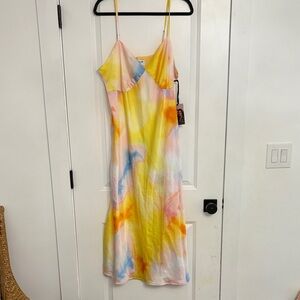 Diane Von Furstenberg Vibrant Tie-Dye Midi Dress/ Nightgown